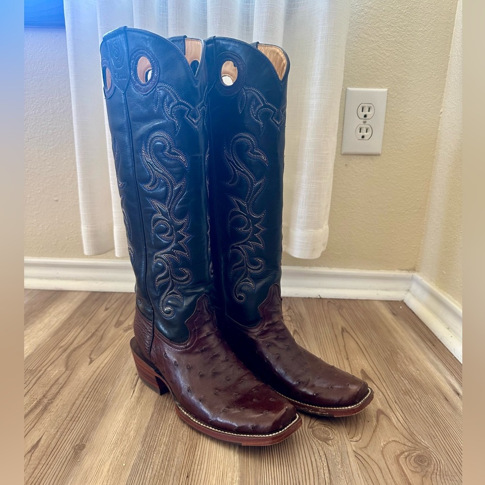 Like new Serna chocolate ostrich boots